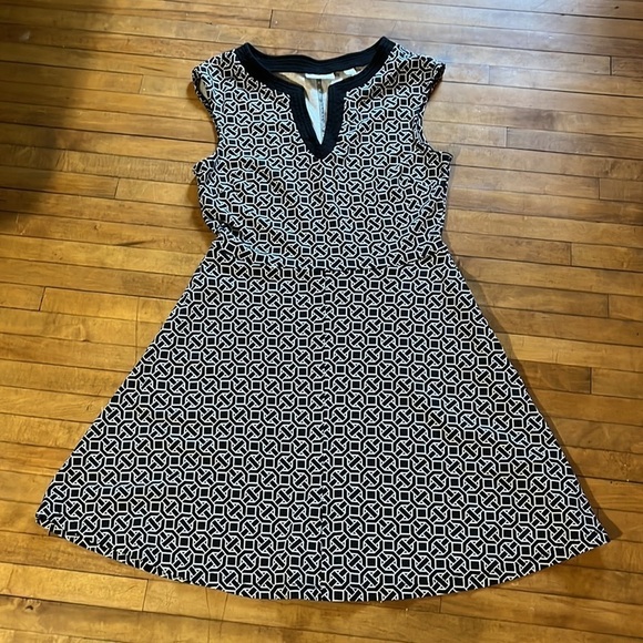 New York & Company Dress Black & White Geometric Cotton Print midi sz S - Picture 6 of 12